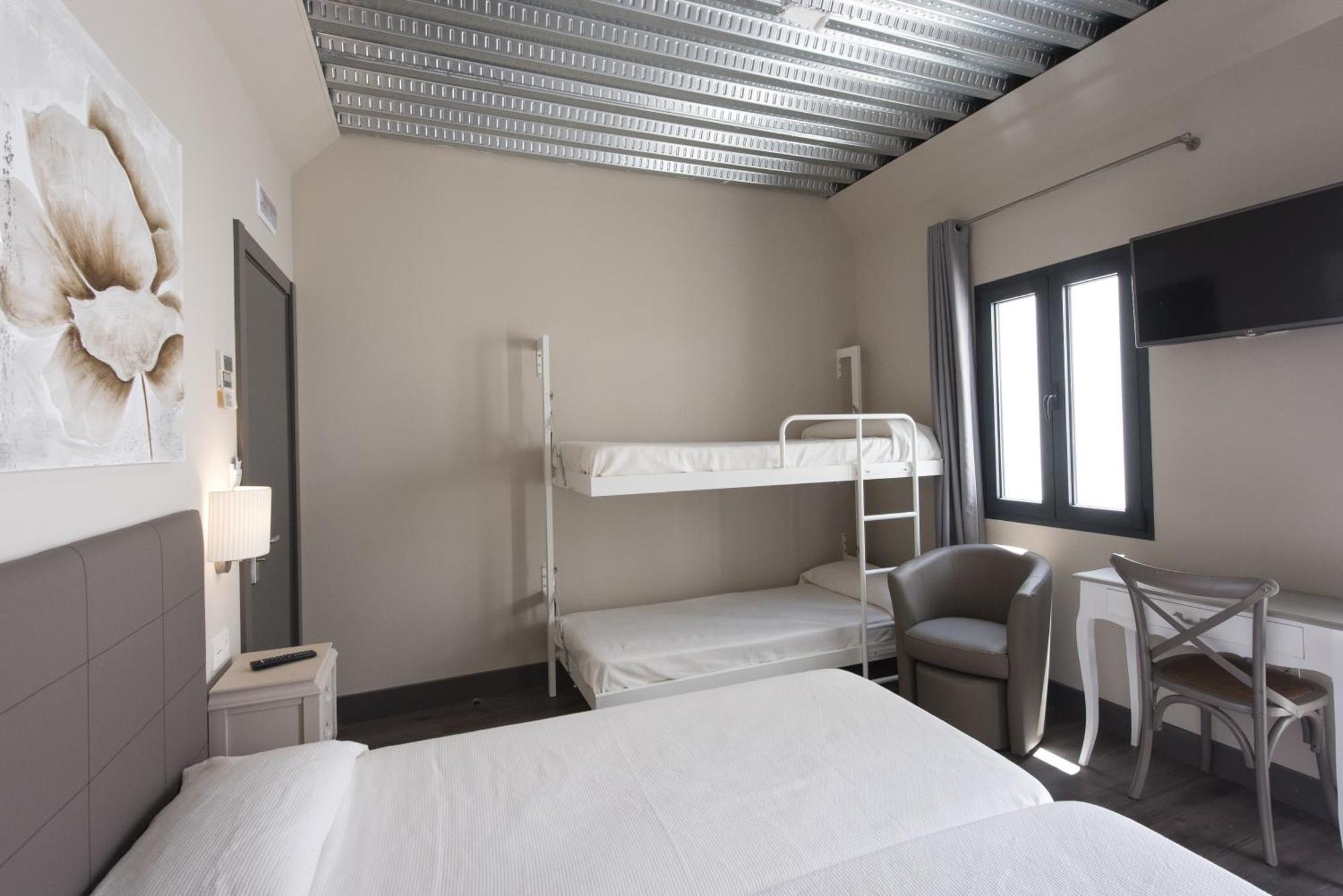 Hostal Emeritae Мерида Номер фото